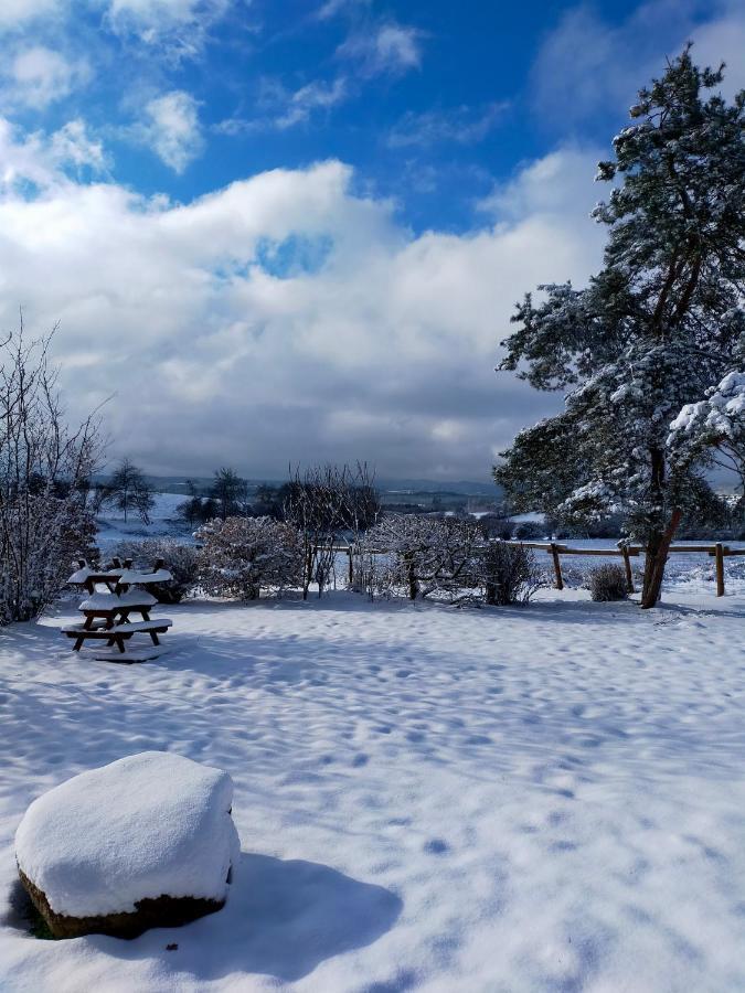 Les Lodges Du Morvan Brazey-en-Morvan Exteriör bild